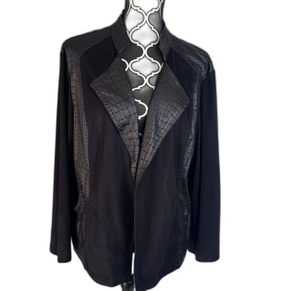 Chicos Black Faux Leather Snakeskin Velvety Open Front Jacket Cardigan‎ Sz 3/LG